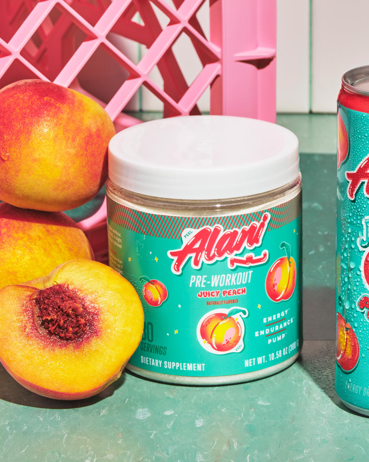 pre-workout-juicy-peach-30-servings-v0 old_ProductPagePWOLifestyle3_77022674-d0da-499a-8941-6c66b1f93261.jpg